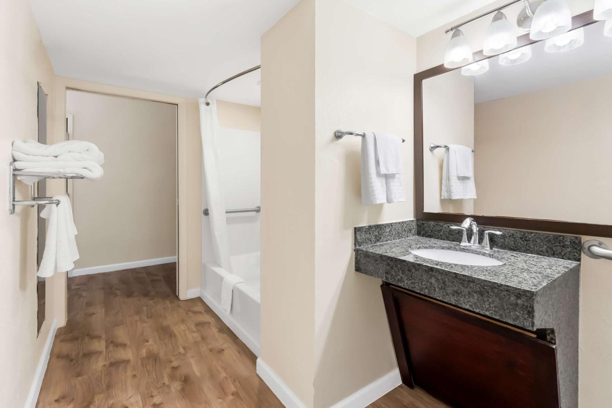 Best Western Patriots Point Mount Pleasant Luaran gambar